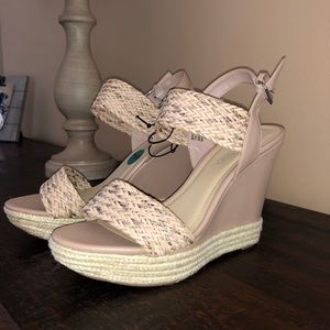 Nude and champagne tone wedges